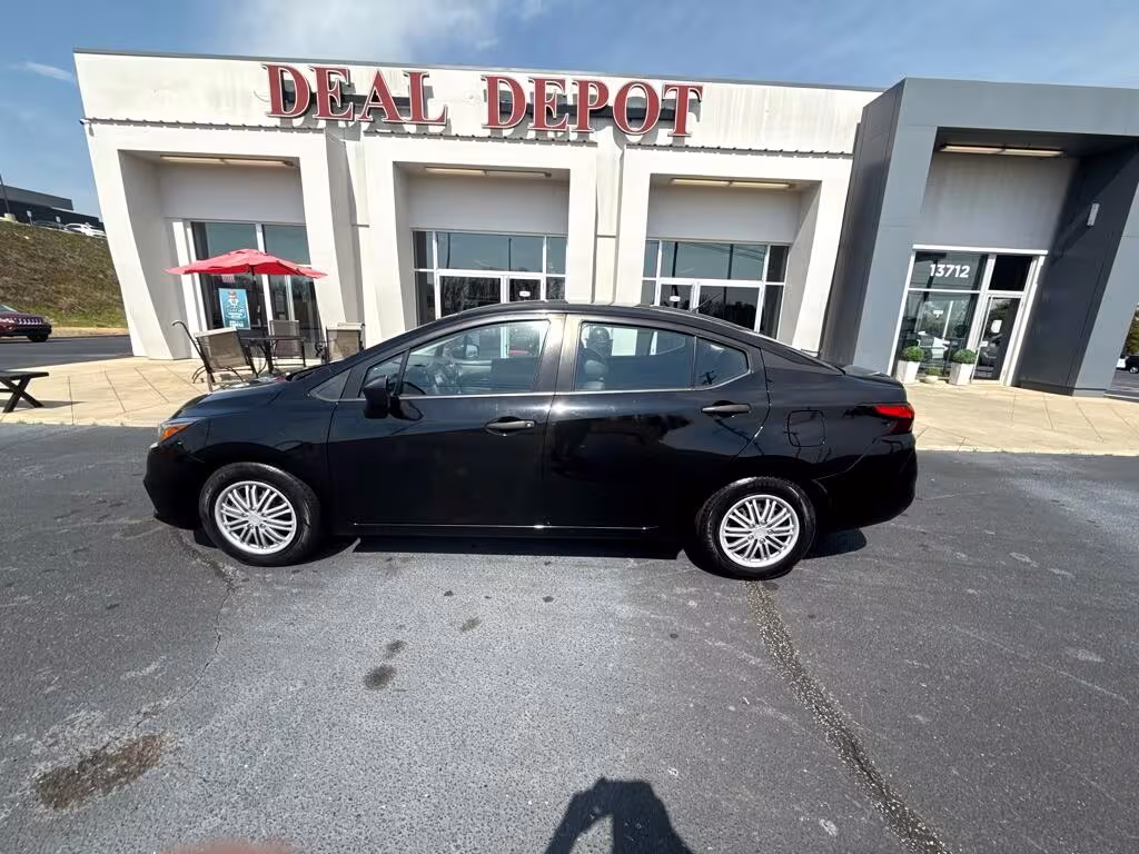 2020 Nissan Versa - 3N1CN8DV5LL813282 - Image #9